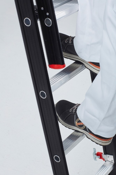 Afbeelding - https-www-ez-catalog-nl-Asset-dbf2beacf3b84b4eb06304c86ecbdd8b-ImageFullSize-ladder-nevada-usp-9-trede-afstand-jpg